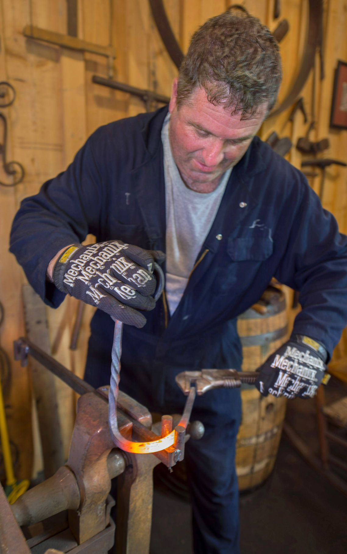 blacksmithepl.adv TS 680.jpg